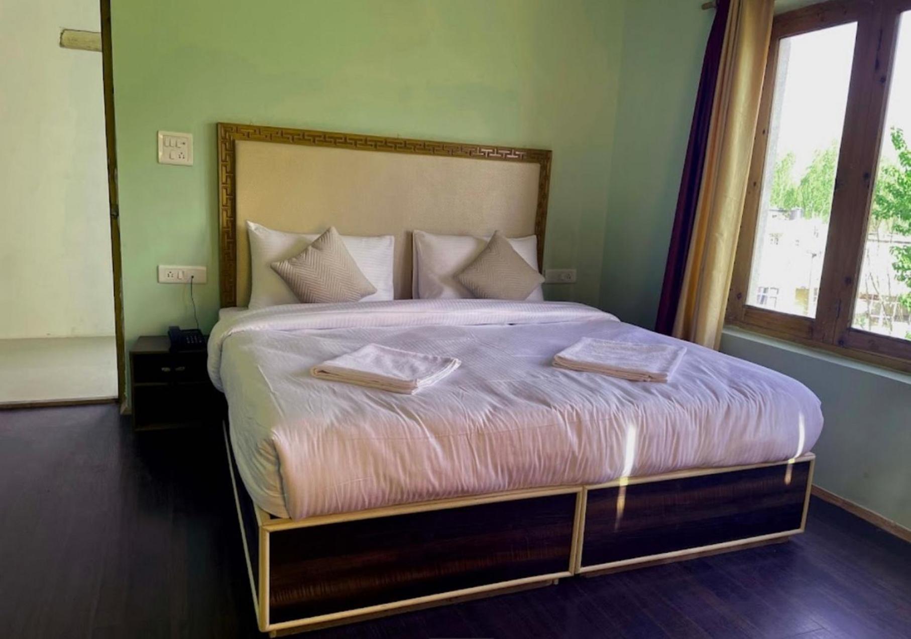 Tih Hotel Jorchung ليه المظهر الخارجي الصورة