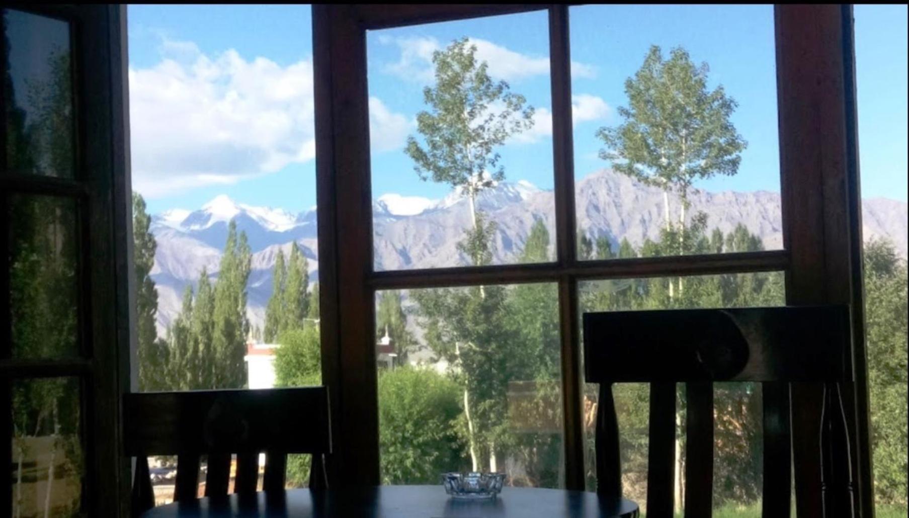 Tih Hotel Jorchung ليه المظهر الخارجي الصورة
