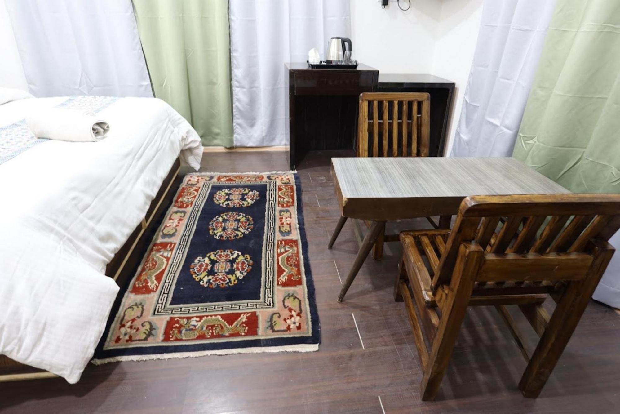 Tih Hotel Jorchung ليه المظهر الخارجي الصورة